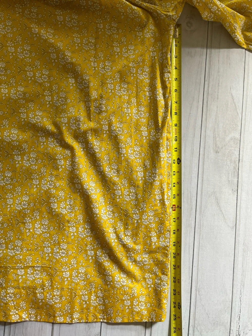 Women’s J. Crew liberty floral yellow ruffle neck puff sleeve shift dress. XS